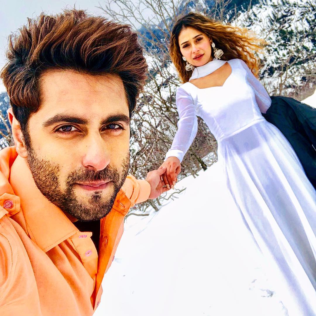 Bidaai actress Sara Khan confirms dating Ankit Gera; a look at their romantic pictures